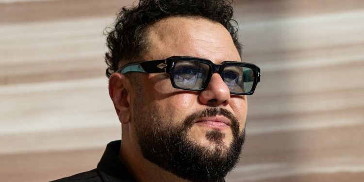 Mo Amer ha sobrevivido siendo divertido