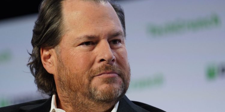 El CEO de Salesforce dice que la Guardia Nacional debería patrullar San Francisco, sorprendiendo a su propio equipo de relaciones públicas