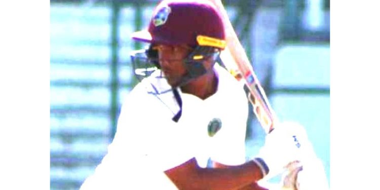 Dindyal alcanza 106 y Ail-Mohamed 87 mientras el CCG colapsa a 262