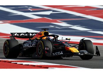 Verstappen consigue la pole para el sprint COTA