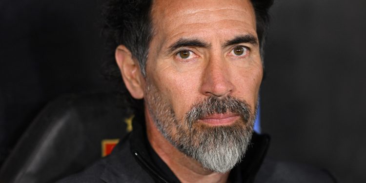 Domínguez: de las sentidas palabras a Russo al enojo con la prensa por la ausencia de una pregunta :: Olé