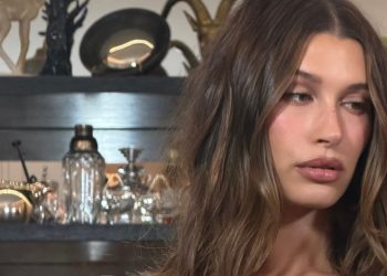 Ahora puedes comprar las extensiones de cabello “sin costuras” de Hailey Bieber