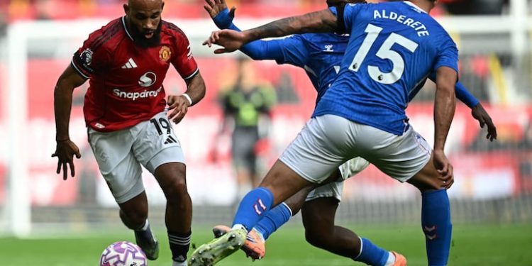 El United de Diego León Venció A Sunderland de Omar Alderete – Fútbol Internacional