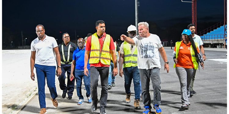 La pista sintética de New Amsterdam según lo previsto para su apertura en 2025