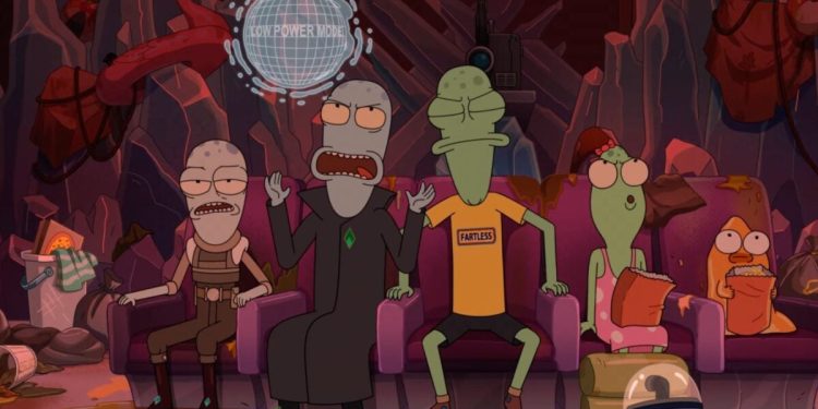 Los extraterrestres de los 'opuestos solares' son reinas del sofá en un nuevo clip de la temporada 6