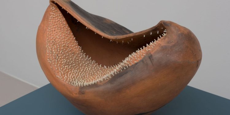 Adebunmi gbadebo y los misterios de la arcilla