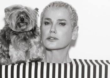 Xuxa vuelve a posar en 'topless', a sus 62 años: mira la sorprendente sesión de fotos