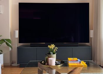 Este accesorio AV que a menudo se pasa por alto pero que es muy asequible finalmente me ha ayudado a perfeccionar la configuración de mi cine en casa.