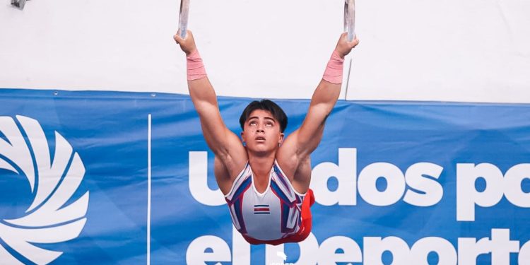 Gimnasta costarricense vence sus lesiones para darle medalla a Costa Rica en los Centroamericanos
