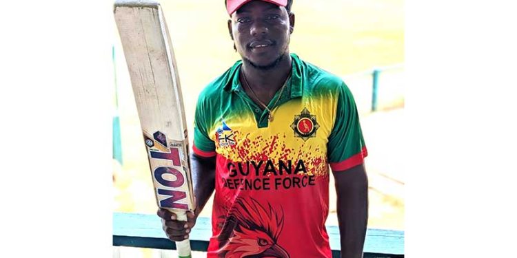 Dave's West Indian Imports, de primera división de 50 años, Ceaser y Mickle alcanzaron los 50 para impulsar a GDF a la victoria