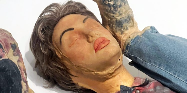 La casa de muñecas encantada de Kaari Upson