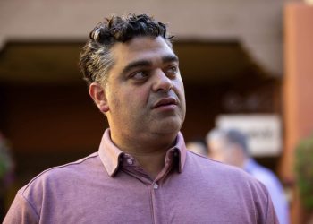 El GM de los Angels, Perry Minasian, carece de respuestas, responsabilidad después de otra temporada fallida