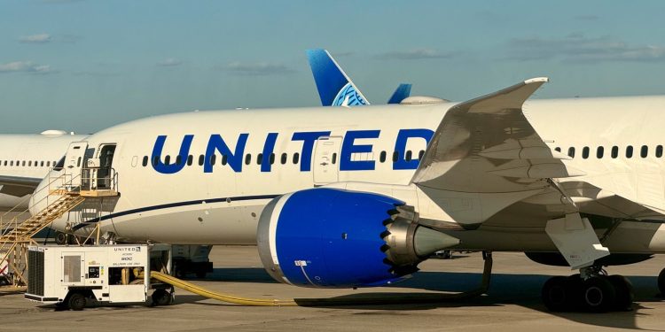 Ahorre 10 % durante la venta flash de Halloween de United