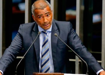 Rematarán Mansión, Lancha y Autos de Romario para Cub Cubrio Deuda de Más de $ 2 Millones