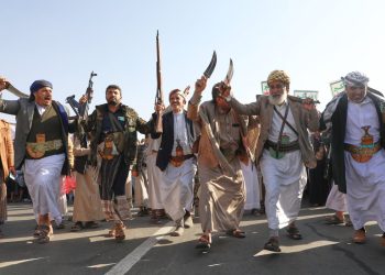 Los rebeldes hutíes de Yemen detienen a 20 empleados de la ONU y confiscan equipos