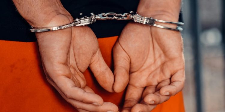 Detienen a un hombre que amenazó con disparar con un rifle en el aeropuerto de Atlanta | Internacional | Noticias