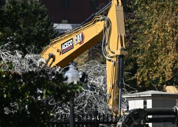 ¿Quiénes son los donantes privados que financian el salón de baile de Trump en la Casa Blanca? | Noticias de construcción