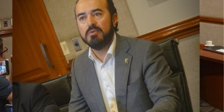 Ame Insiste al Gobierno de Daniel Nnovera Sobre Pago de Deuda y Advierte Riesgos