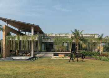 Casa Antriya / Cambio de diseño de 23 grados