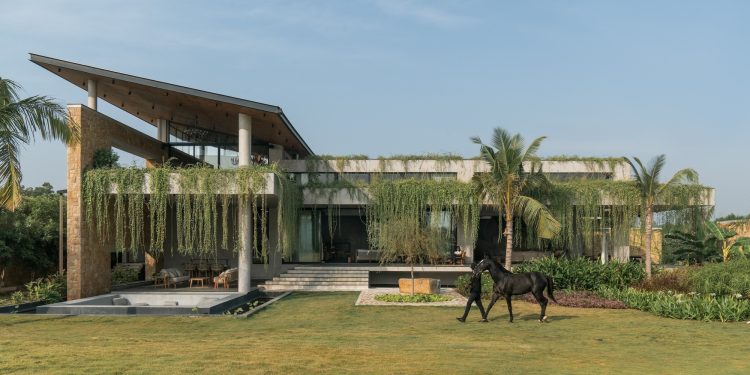Casa Antriya / Cambio de diseño de 23 grados