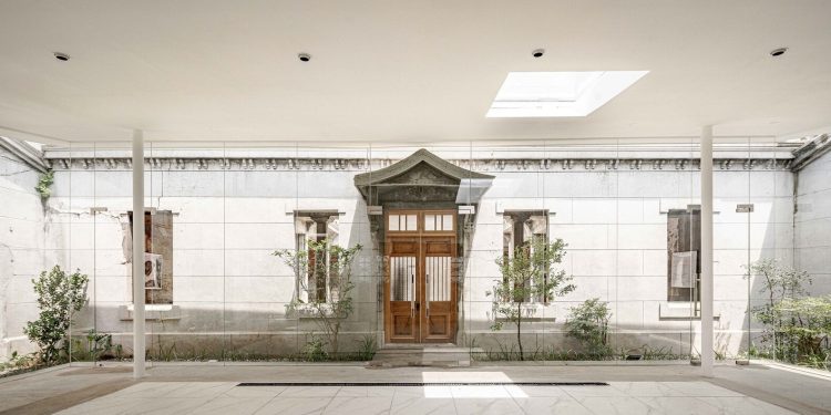 Museo de la Arquitectura, calle Xinyi de Coral Stone / Asstudio