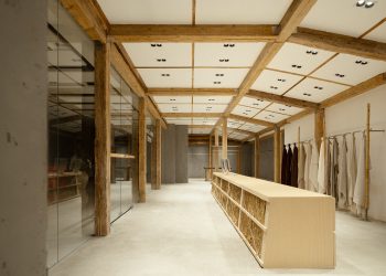 Granero interior / Diseño desconocido