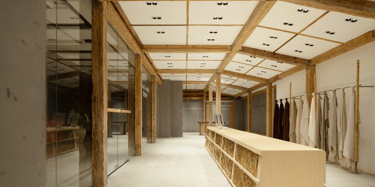 Granero interior / Diseño desconocido