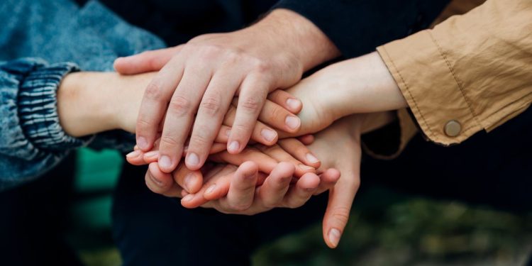 CriANZA CON TERNURA, EL PUNTO PARA INICIAL EL CICLO DE LA VILENCIA EN ECUADOR