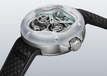 daniel arsham esculpe su primer reloj de pulsera hublot para capturar el movimiento de las aguas onduladas