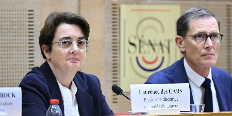 El testimonio del director del Louvre arroja nueva luz sobre el atraco