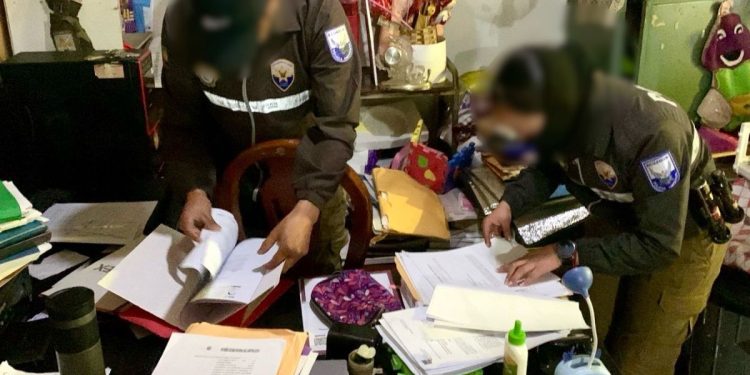 Fiscalía y Policía arrestó a un notario de Quito