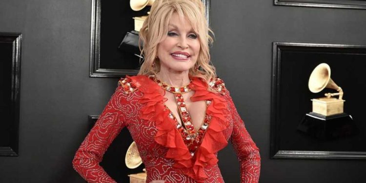 Dolly Parton se encuentra con alarmante estado de salud y sus fans temen que sean sus últimos días