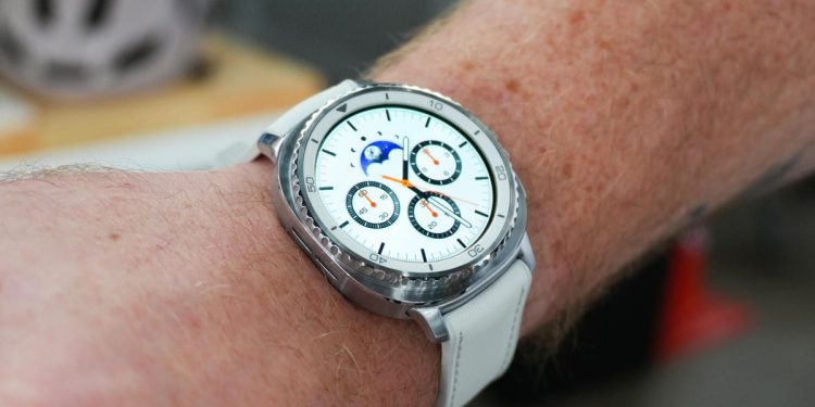 Puede ahorrar $ 250 en un Samsung Galaxy Watch 8 Classic en Best Buy: así es como