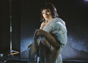 Naranja sanguina, Saya Gray, AG Cook…