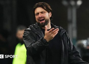 ¿Serán llamadas anteriores a Rway Rangers a medida que se monta la presión de Martin?