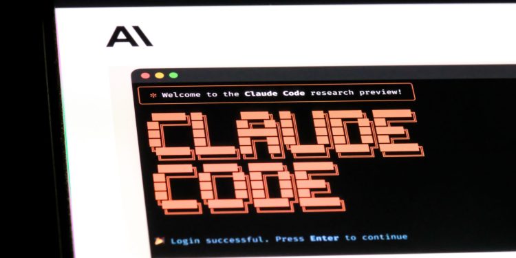 Claude Code acaba de llegar a la web y está a punto de cambiar la forma en la que vibras el código