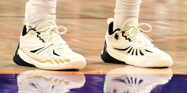 Una tobillera de alta tecnología ayuda a los jugadores de la NBA a permanecer en el juego