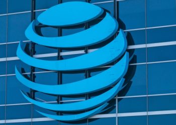 AT&T demanda al organismo de control de la industria publicitaria en lugar de retirar anuncios que critican a T-Mobile