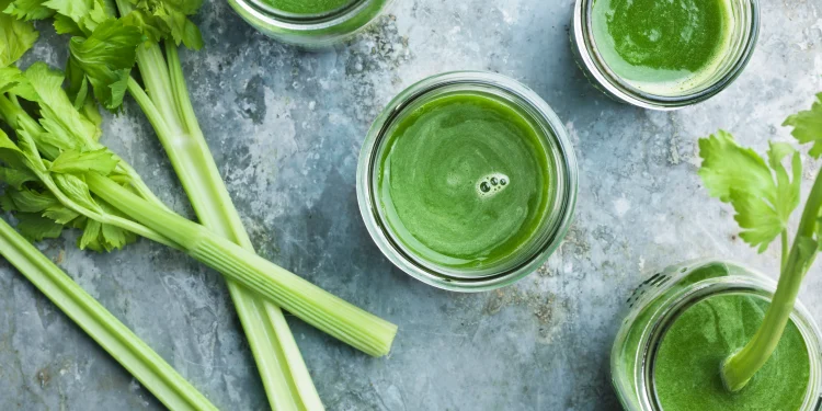 ¿Puede el apio causar estreñimiento y otros problemas digestivos?