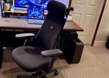 Revisión de la silla de la oficina de Libernovo Omni