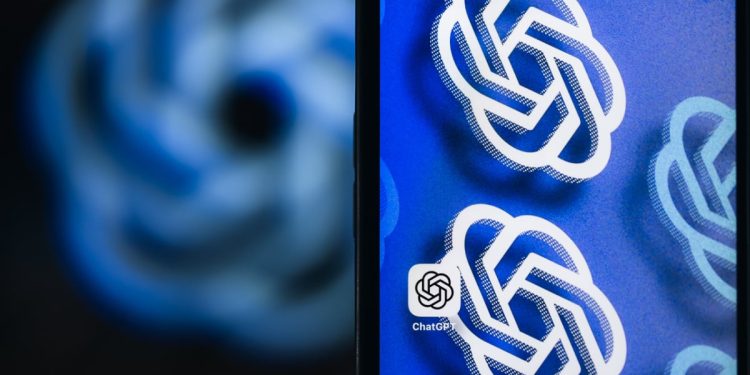 Juez levanta orden que exige que OpenAI preserve los registros de ChatGPT