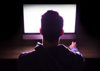 ¿Qué significa estar crónicamente en línea?