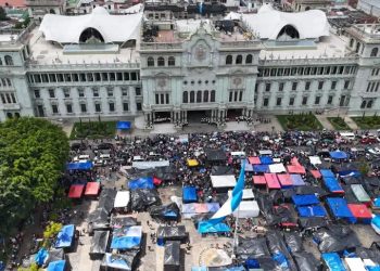 ¿Qué pasó con el pago de las dos multas del cuarto trimestre mil impuestas a los dirigentes del STEG?