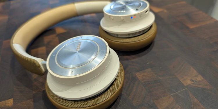 Todavía tengo que encontrar un par de auriculares que suenen mejor que estos, pero hay un problema