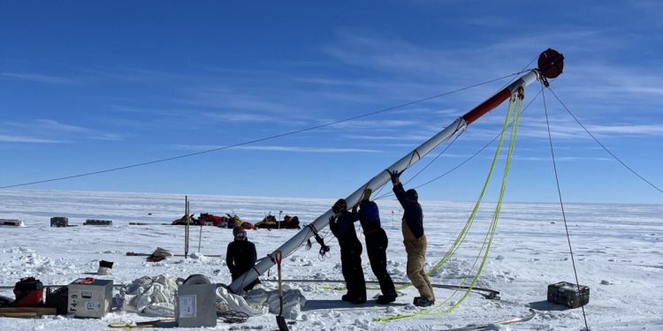 Los científicos encuentran aire de 6 millones de años atrapado en el hielo más antiguo conocido de la Tierra
