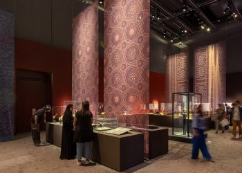 La exposición de Louvre Abu Dhabi explora el legado artístico de Mamluks