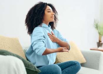 Cómo controlar el estrés del angioedema hereditario