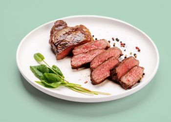 ¿Cuánto tiempo tarda una dieta de carne en digerirse en comparación con una vegetariana?