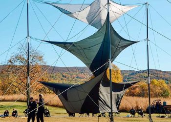 La cara norte llega a Storm King con escultura textil de Johannes Offerhaus