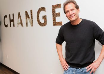 Verizon reemplaza al director ejecutivo Vestberg por el exjefe de PayPal, Schulman